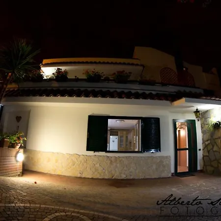 Elena Bed & Breakfast