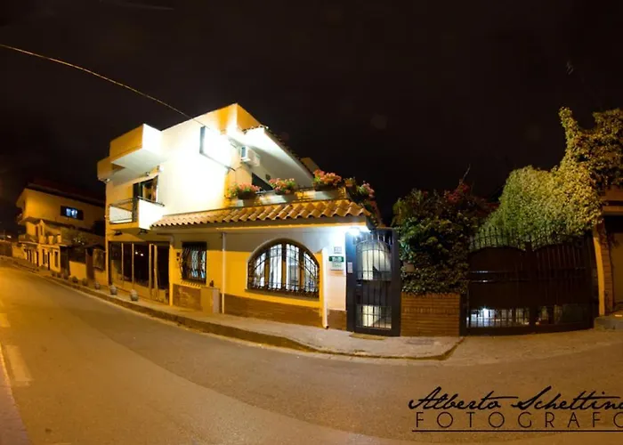 Elena Couette-café 4*