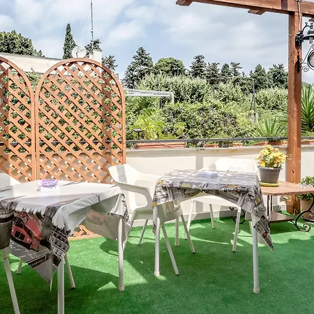 Elena Bed & Breakfast 4*